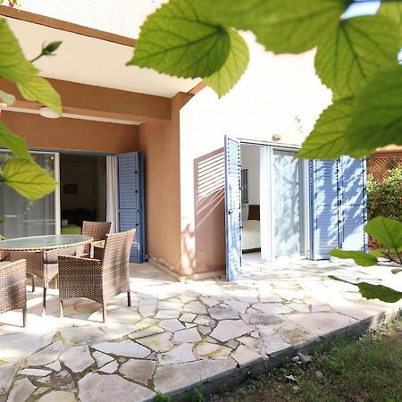 Victor Apartment Paphos Bagian luar foto