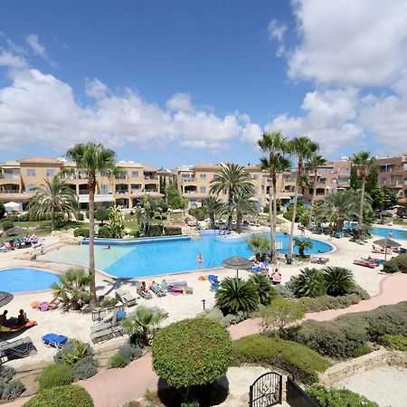 Victor Apartment Paphos Bagian luar foto